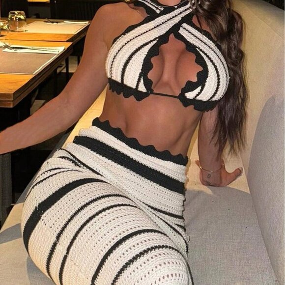 Black And White Casual Women's Sexy Set Colorblock Stripe Backless Knit - Picture 1 of 5